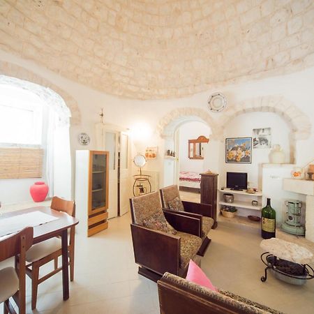Trulli Girasoli E Viole Cocolicchio Room photo
