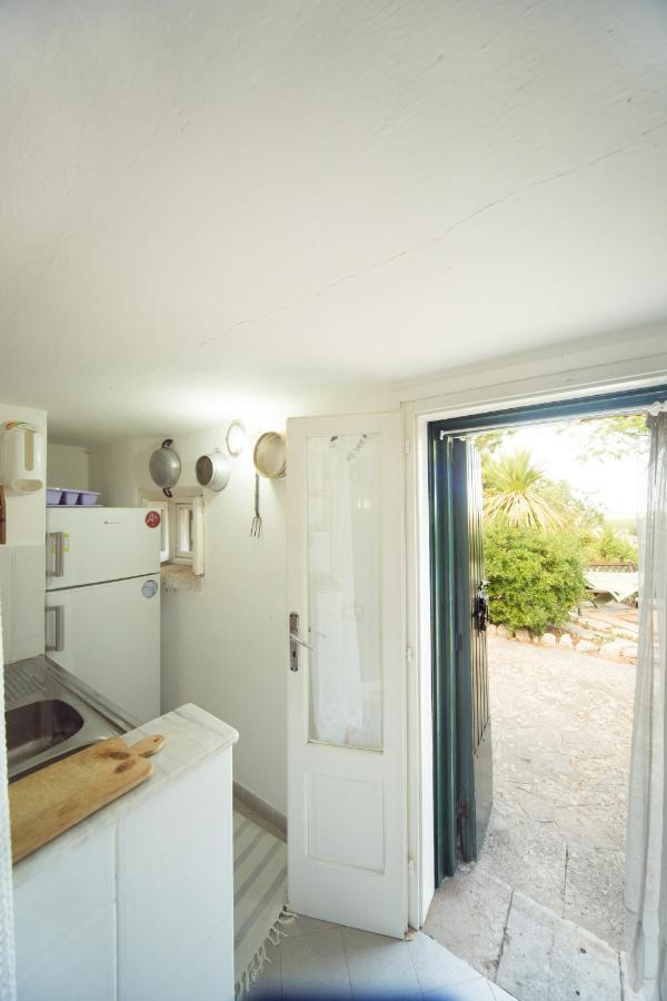 Trulli Girasoli E Viole Cocolicchio Room photo